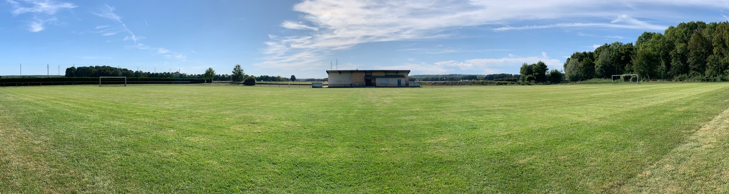 Stade Charles Vezard.jpg - CC Val Essonne
